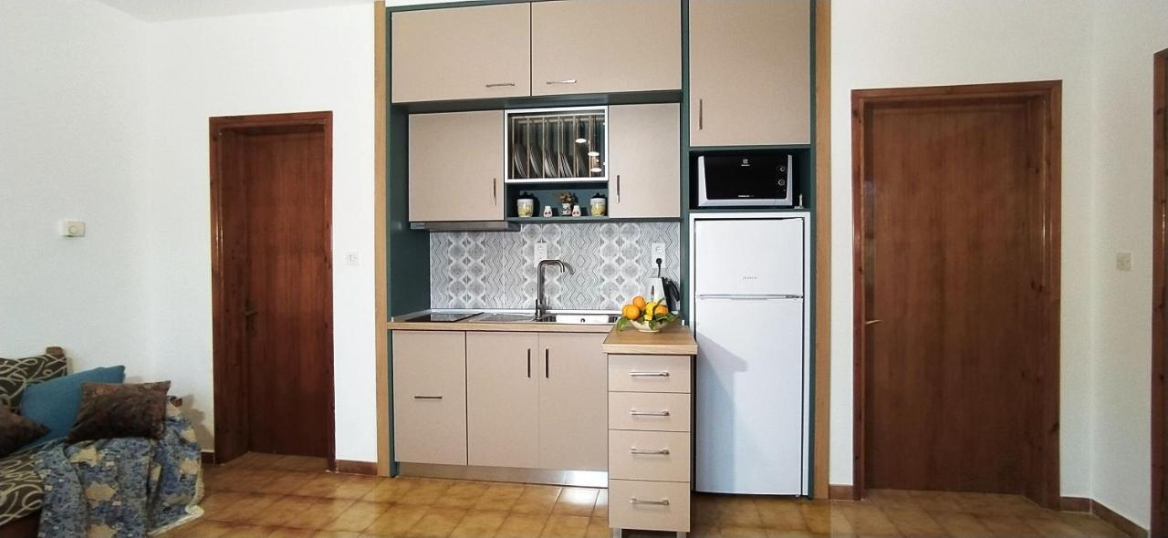 Garden Bungalow Valentina Ставрос Екстериор снимка
