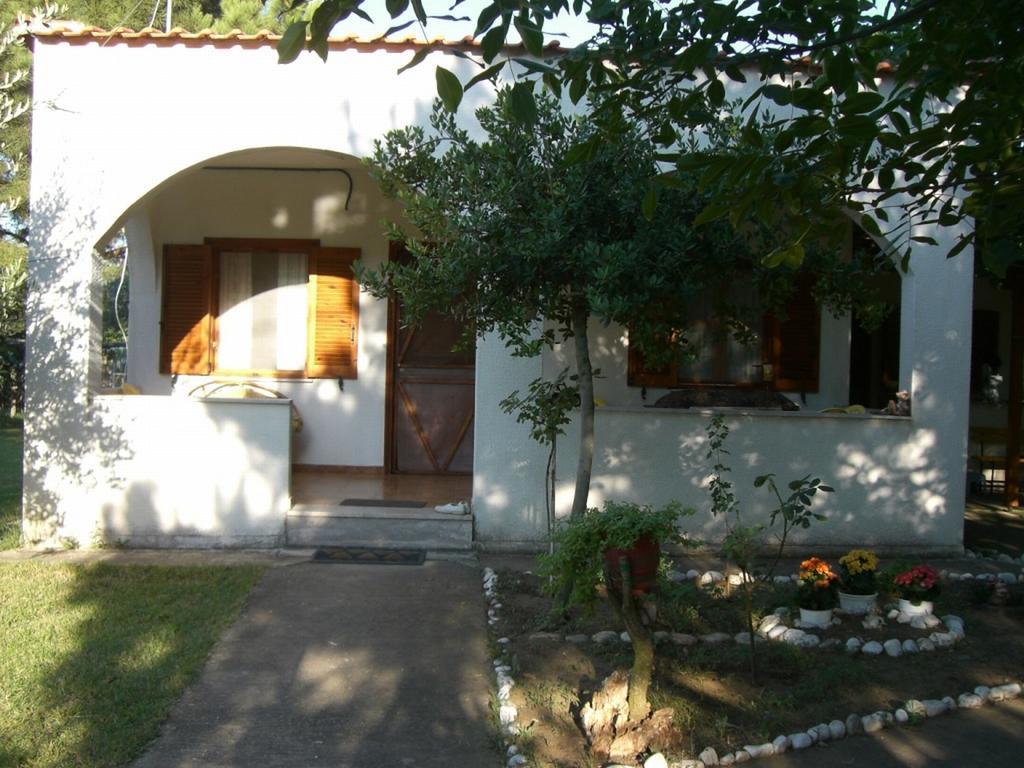 Garden Bungalow Valentina Ставрос Екстериор снимка