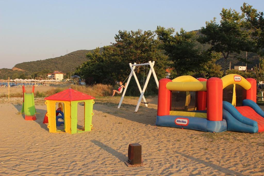 Garden Bungalow Valentina Ставрос Екстериор снимка